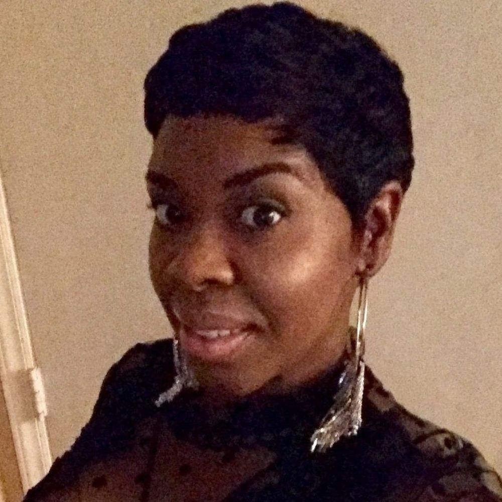 Meet your Posher, Atiya